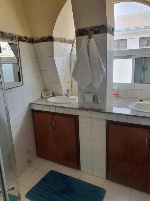 La Realeza Apartamento ลาปาซ ภายนอก รูปภาพ